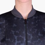 سویشرت یقه ایستاده